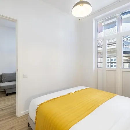 D&s - Loureiro 67 * Порту